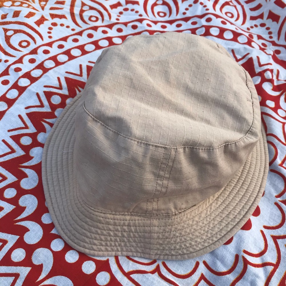 Mighty Healthy reversible Bucket Hat